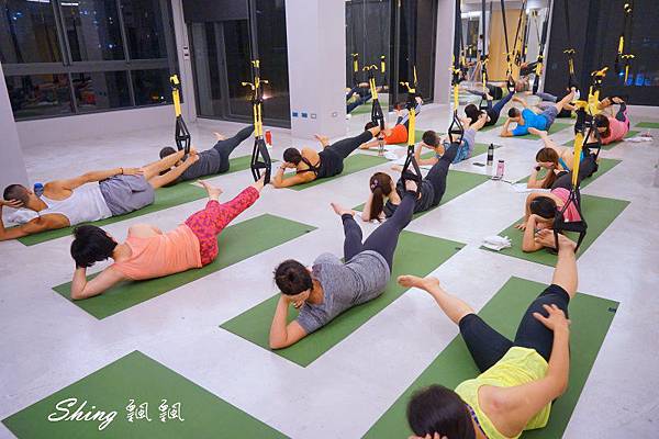 [運動] 台中CORE YOGA TRX – 全身肌力，敏捷度，平衡力與核心訓練 @博士生瘋狂日記