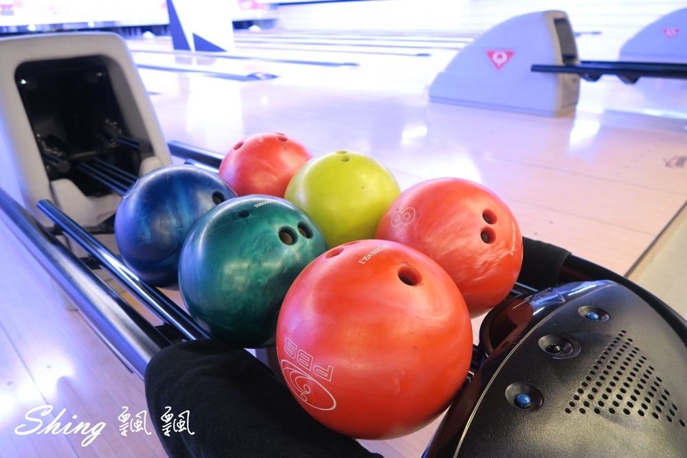 [台中] 大魯閣保齡球館-運動休閒還有三麗鷗可愛少女心爆發的無菸味新時代館 @博士生瘋狂日記