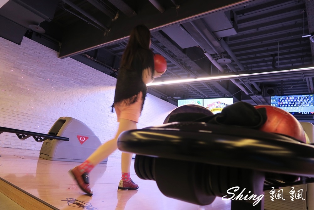 [台中] 大魯閣保齡球館-運動休閒還有三麗鷗可愛少女心爆發的無菸味新時代館 @博士生瘋狂日記