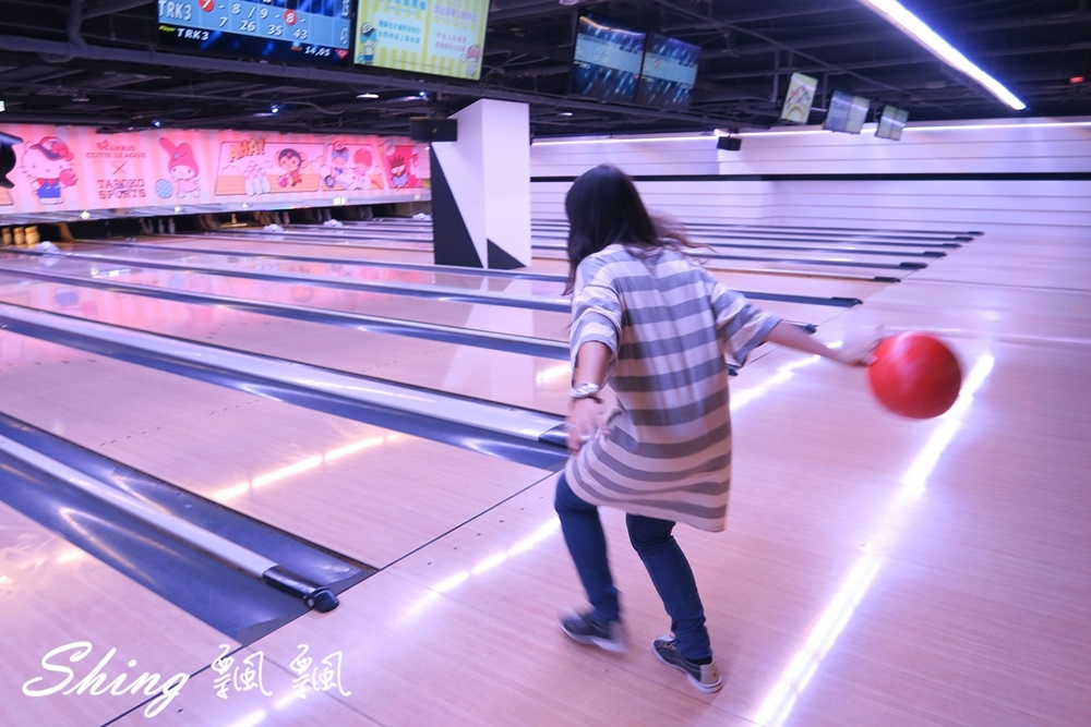 [台中] 大魯閣保齡球館-運動休閒還有三麗鷗可愛少女心爆發的無菸味新時代館 @博士生瘋狂日記