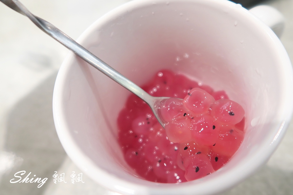 [台中] TEA SHOP EXPRESS – 逢甲夜市超人氣質感飲料，飄飄私心推薦愛店 @博士生瘋狂日記