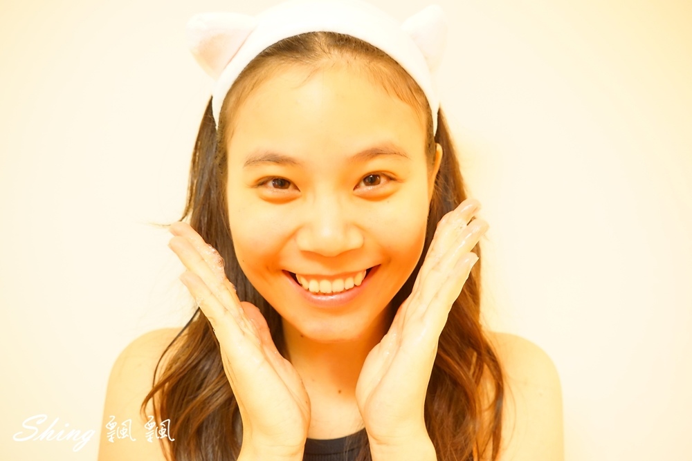 [保養] 英國 TEEN SKIN ACTIVES 清涼洗顏微粒凝膠-薄荷感按摩舒緩洗面乳 @博士生瘋狂日記