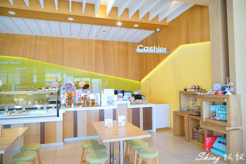 [台中] 法雅逢甲店-糖村冰品甜點雪花冰，熱門珍珠奶茶口味跟熱呼呼厚鬆餅大推薦 @博士生瘋狂日記