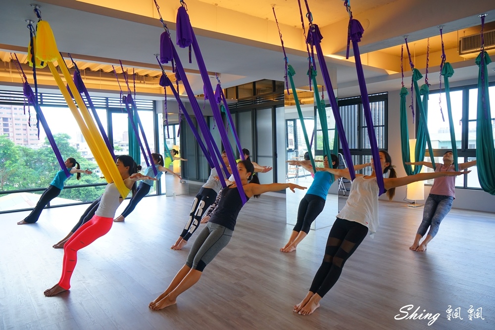 [台中] Core Yoga空中流動-鍛鍊平衡 & 核心肌群的空中瑜珈 @博士生瘋狂日記