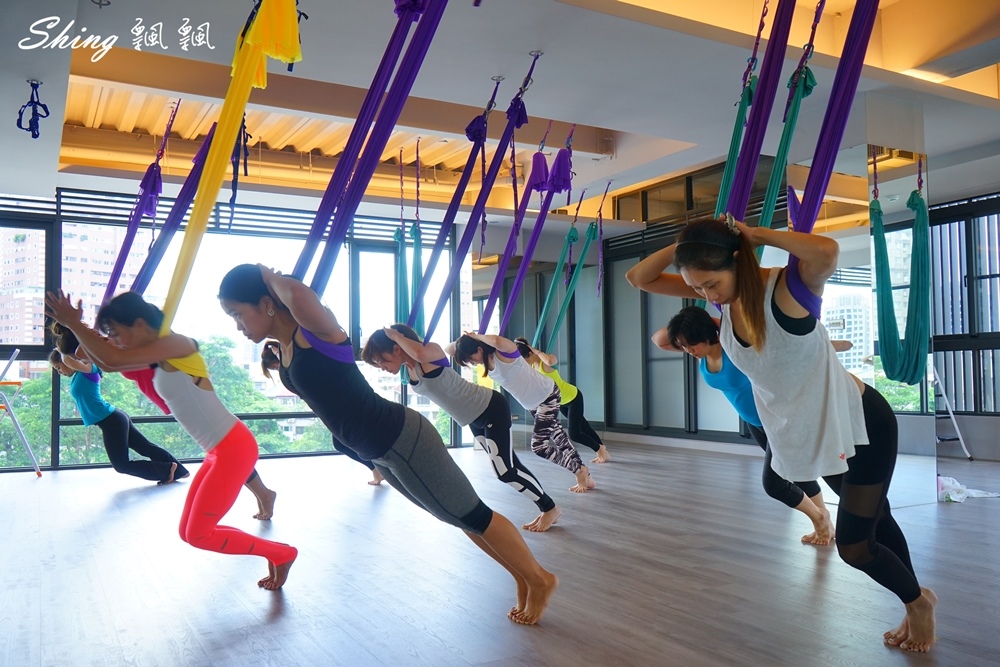 [台中] Core Yoga空中流動-鍛鍊平衡 & 核心肌群的空中瑜珈 @博士生瘋狂日記