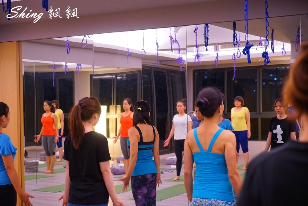 [台中] Core Yoga陰瑜珈-感受內在深層肌肉放鬆技巧，調整脊椎側彎好運動 @博士生瘋狂日記