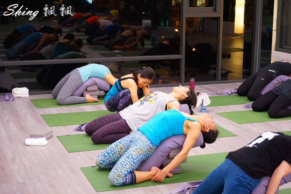 [台中] Core Yoga陰瑜珈-感受內在深層肌肉放鬆技巧，調整脊椎側彎好運動 @博士生瘋狂日記
