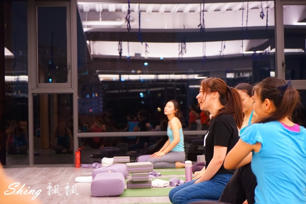 [台中] Core Yoga陰瑜珈-感受內在深層肌肉放鬆技巧，調整脊椎側彎好運動 @博士生瘋狂日記