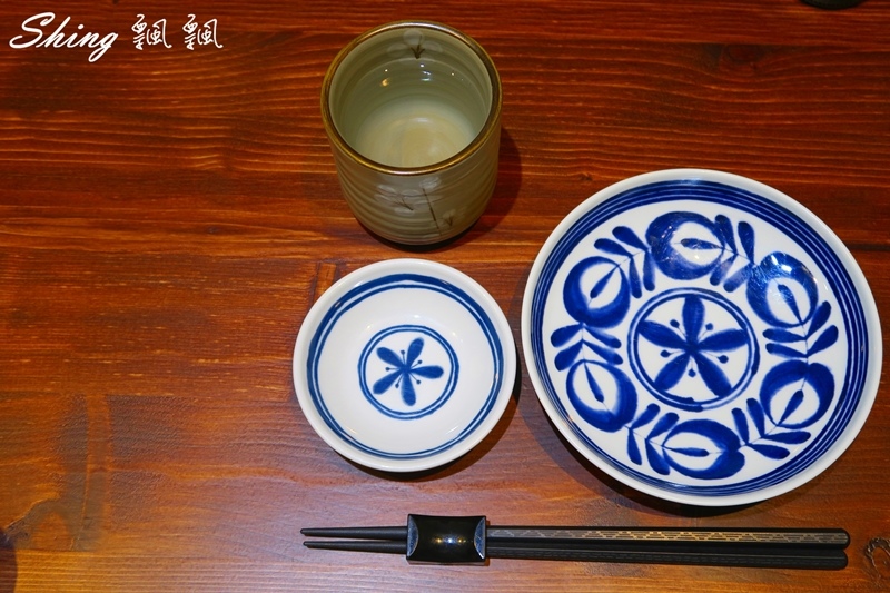 [台中] 三合屋手作壽司日式料理-誇張爆滿系列軍艦壽司，美味新鮮平價嚐鮮 @博士生瘋狂日記
