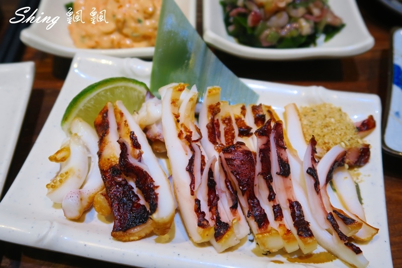 [台中] 三合屋手作壽司日式料理-誇張爆滿系列軍艦壽司，美味新鮮平價嚐鮮 @博士生瘋狂日記