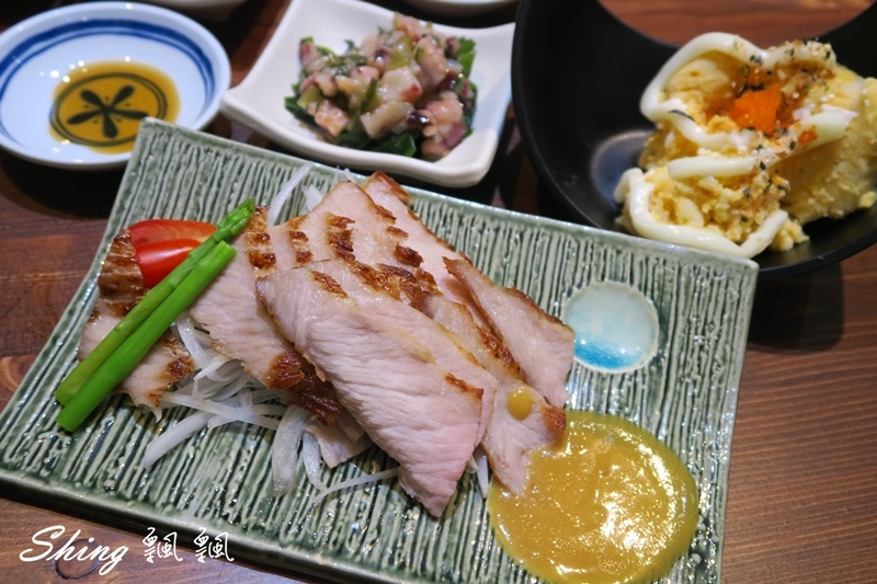 [台中] 三合屋手作壽司日式料理-誇張爆滿系列軍艦壽司，美味新鮮平價嚐鮮 @博士生瘋狂日記