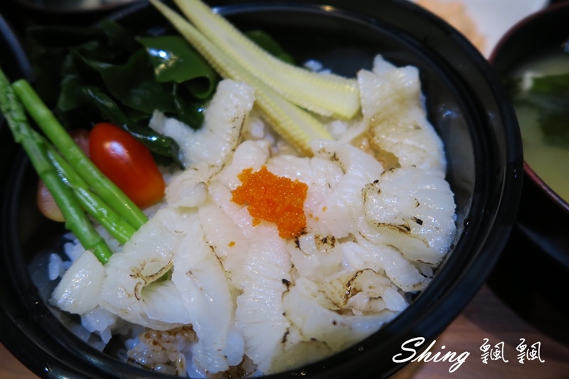 [台中] 三合屋手作壽司日式料理-誇張爆滿系列軍艦壽司，美味新鮮平價嚐鮮 @博士生瘋狂日記