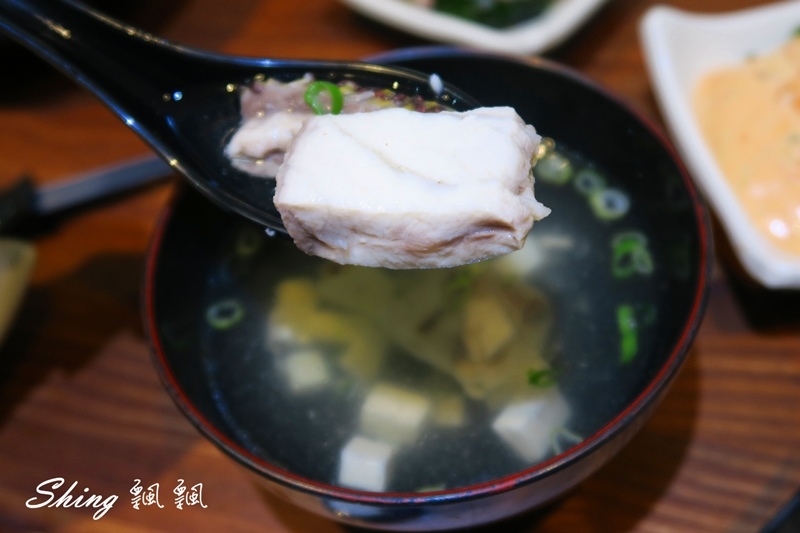 [台中] 三合屋手作壽司日式料理-誇張爆滿系列軍艦壽司，美味新鮮平價嚐鮮 @博士生瘋狂日記