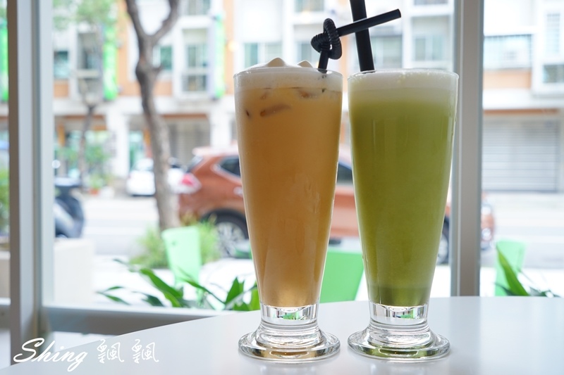 [台中] 朵喵喵咖啡館-台中貓咪餐廳主題咖啡館，乖巧暖心流浪貓認養 @博士生瘋狂日記