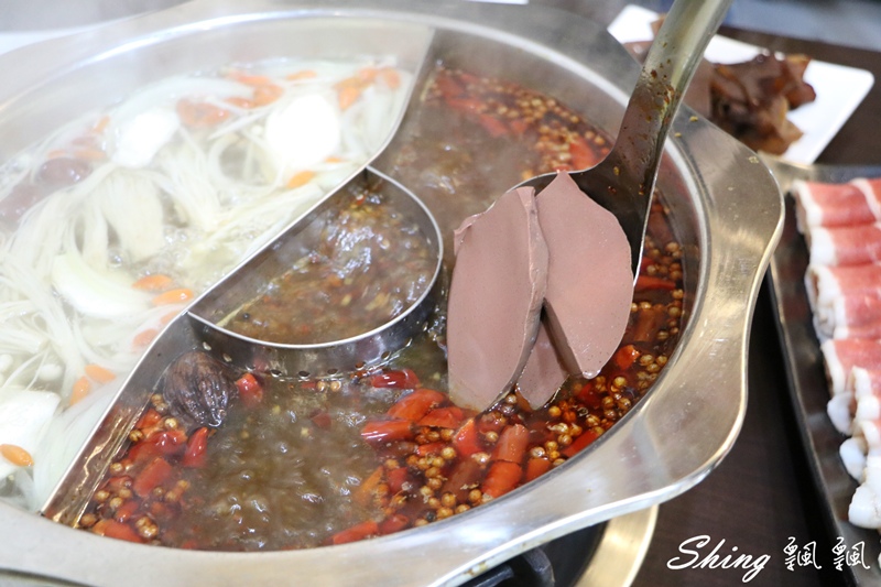 [台中] 胖姊夫重慶麻辣火鍋-逢甲隱藏版麻辣火鍋，道地重慶麻辣超夠味，辣的順喉又上癮 @博士生瘋狂日記