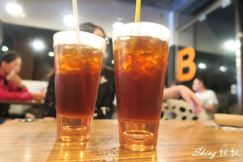 [台中] 逢甲大學中午吃甚麼?? 便當街平價BESSIE’S KITCHEN Mak & May2 @博士生瘋狂日記