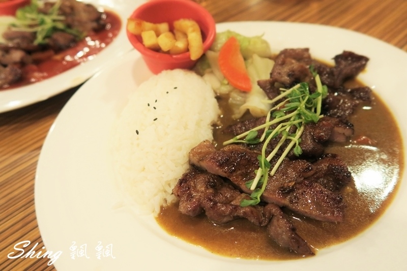 [台中] 逢甲大學中午吃甚麼?? 便當街平價BESSIE’S KITCHEN Mak & May2 @博士生瘋狂日記