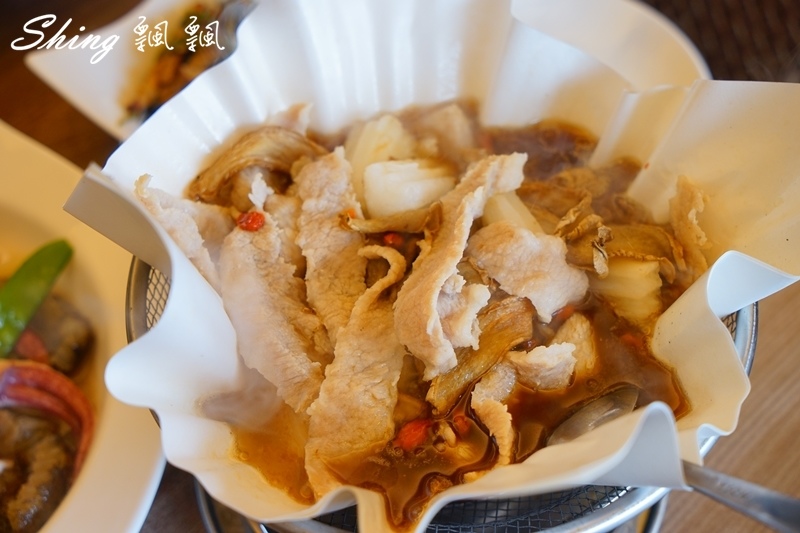 [台北] 金山萬里龜吼漁港-巧晏漁坊秋蟹現場料理新鮮肥美 @博士生瘋狂日記