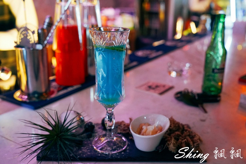 [台中] Myth Club – 台中質感night bar夜店，台灣舞孃俱樂部，大推提拉米蘇調酒，台中夜生活首選! @博士生瘋狂日記