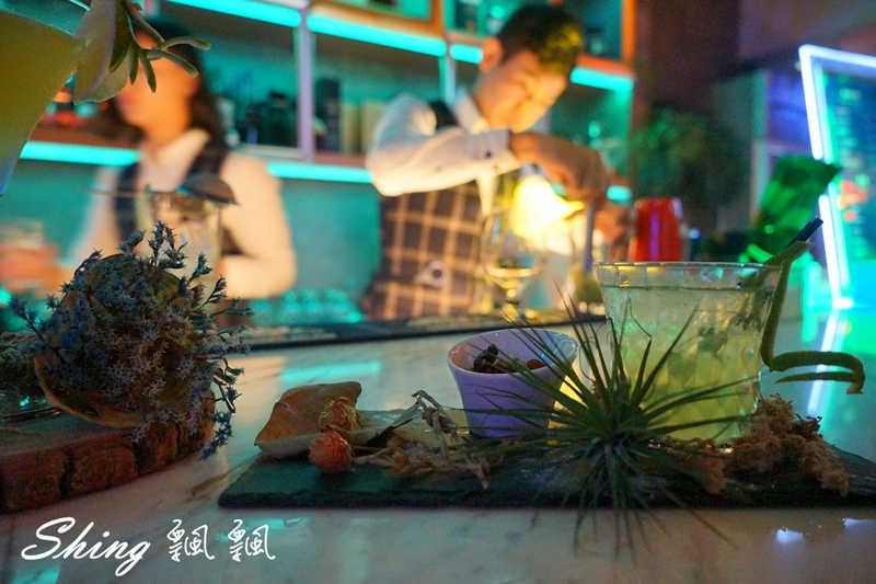 [台中] Myth Club – 台中質感night bar夜店，台灣舞孃俱樂部，大推提拉米蘇調酒，台中夜生活首選! @博士生瘋狂日記