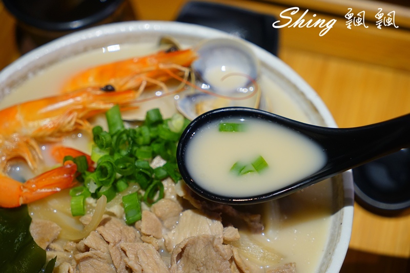 [台中]一七五同烏龍食麵所 – 台中平價烏龍麵食，大推南蠻酸辣烏龍麵，冬天吃更暖心 @博士生瘋狂日記