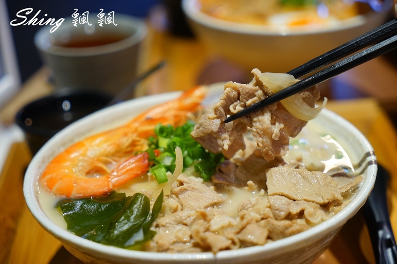 [台中]一七五同烏龍食麵所 – 台中平價烏龍麵食，大推南蠻酸辣烏龍麵，冬天吃更暖心 @博士生瘋狂日記