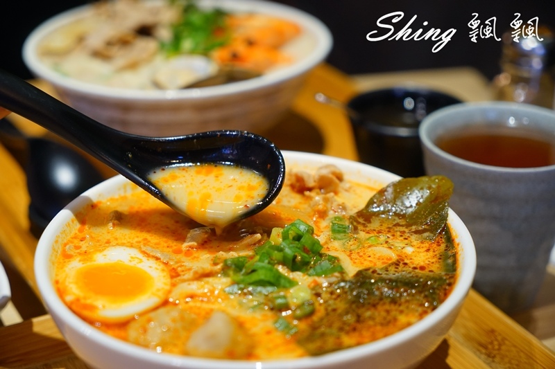 [台中]一七五同烏龍食麵所 – 台中平價烏龍麵食，大推南蠻酸辣烏龍麵，冬天吃更暖心 @博士生瘋狂日記