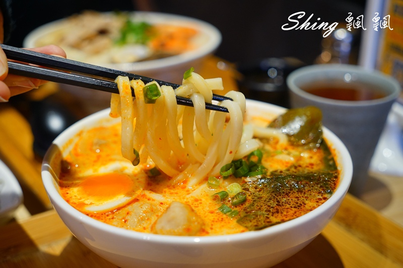 [台中]一七五同烏龍食麵所 – 台中平價烏龍麵食，大推南蠻酸辣烏龍麵，冬天吃更暖心 @博士生瘋狂日記
