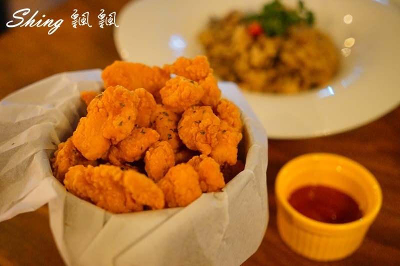 [台中] 薩克森比利時餐酒館台中旗艦店全新開幕-10個國家4百多種酒類+囂張霸氣啤酒牆 @博士生瘋狂日記
