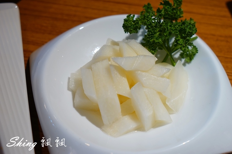 [台中] 吃鵝肉，最鵝樂-品八方燒鵝小館炭火明爐燒鵝推薦，上傳全台灣鵝肉料理，月月好禮抽不完 @博士生瘋狂日記