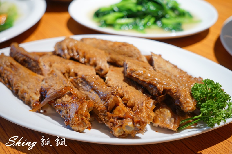 [台中] 吃鵝肉，最鵝樂-品八方燒鵝小館炭火明爐燒鵝推薦，上傳全台灣鵝肉料理，月月好禮抽不完 @博士生瘋狂日記