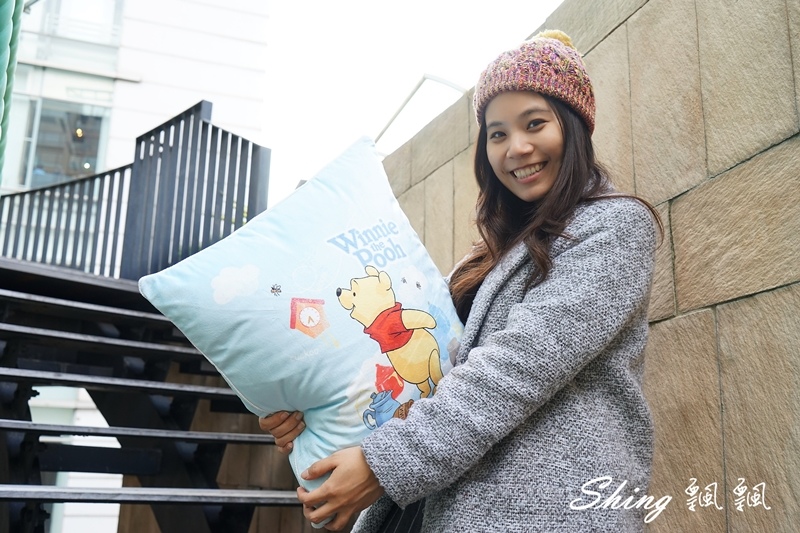 [生活] 向日葵睡眠屋小熊維尼抱枕-伴我好眠午安枕，居家生活柔軟靠墊 @博士生瘋狂日記