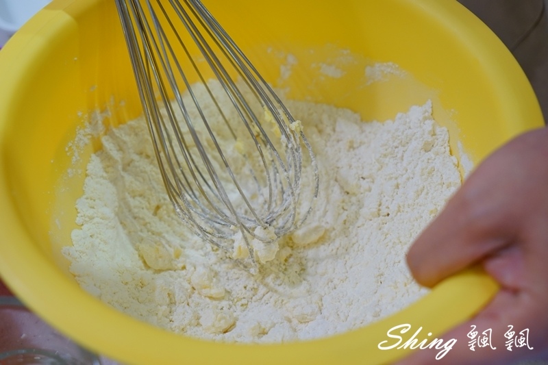 [台中] 趣做點心-甜點DIY，自己做草莓杏仁乳酪塔，還有彩虹蛋糕，糖霜餅乾，創意禮物無極限 @博士生瘋狂日記