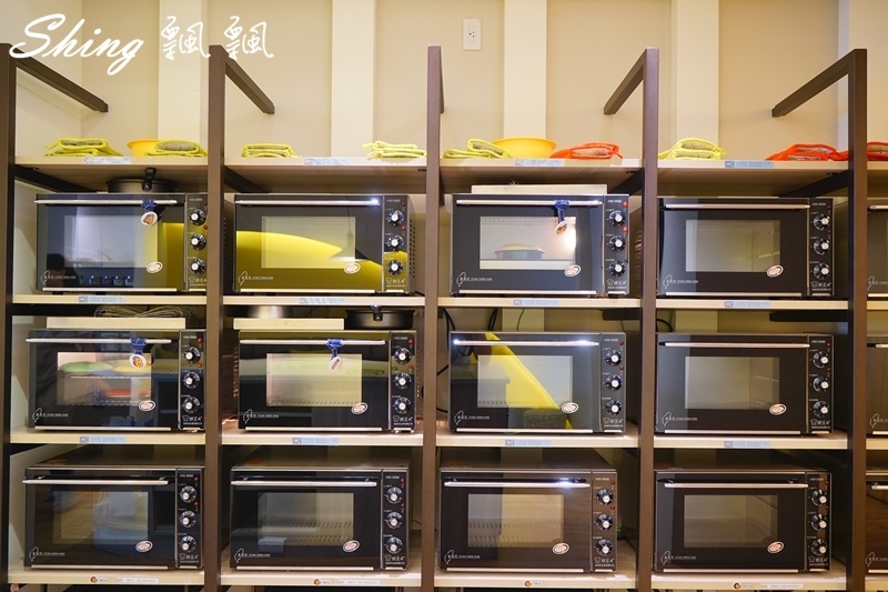 [台中] 趣做點心-甜點DIY，自己做草莓杏仁乳酪塔，還有彩虹蛋糕，糖霜餅乾，創意禮物無極限 @博士生瘋狂日記