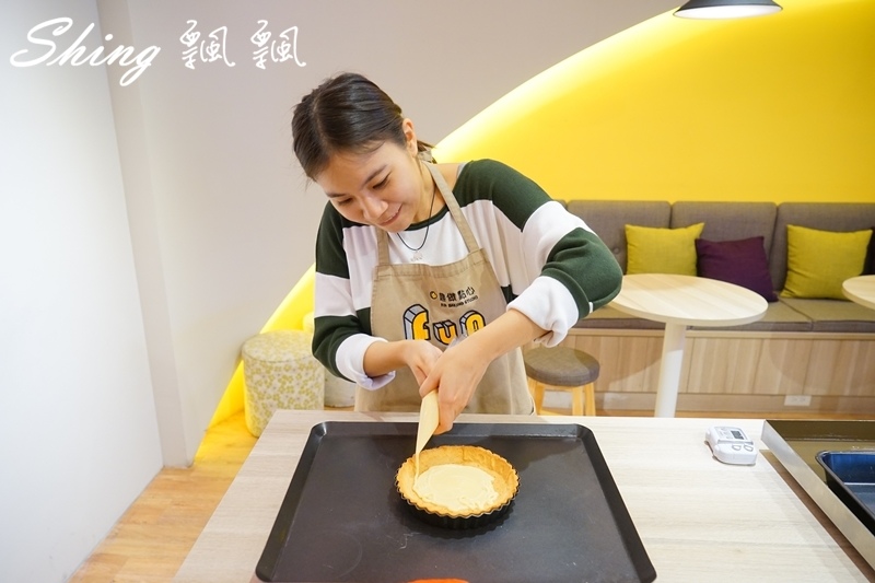 [台中] 趣做點心-甜點DIY，自己做草莓杏仁乳酪塔，還有彩虹蛋糕，糖霜餅乾，創意禮物無極限 @博士生瘋狂日記