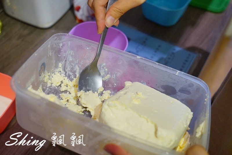 [台中] 趣做點心-甜點DIY，自己做草莓杏仁乳酪塔，還有彩虹蛋糕，糖霜餅乾，創意禮物無極限 @博士生瘋狂日記