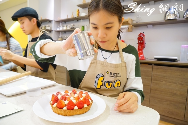 [台中] 趣做點心-甜點DIY，自己做草莓杏仁乳酪塔，還有彩虹蛋糕，糖霜餅乾，創意禮物無極限 @博士生瘋狂日記