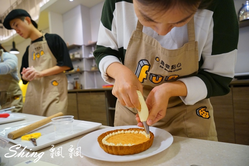 [台中] 趣做點心-甜點DIY，自己做草莓杏仁乳酪塔，還有彩虹蛋糕，糖霜餅乾，創意禮物無極限 @博士生瘋狂日記