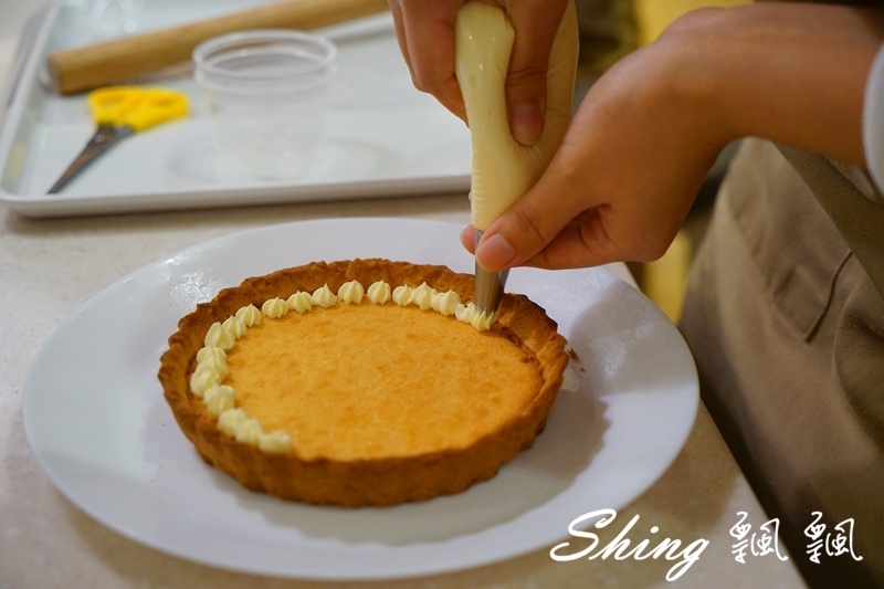 [台中] 趣做點心-甜點DIY，自己做草莓杏仁乳酪塔，還有彩虹蛋糕，糖霜餅乾，創意禮物無極限 @博士生瘋狂日記