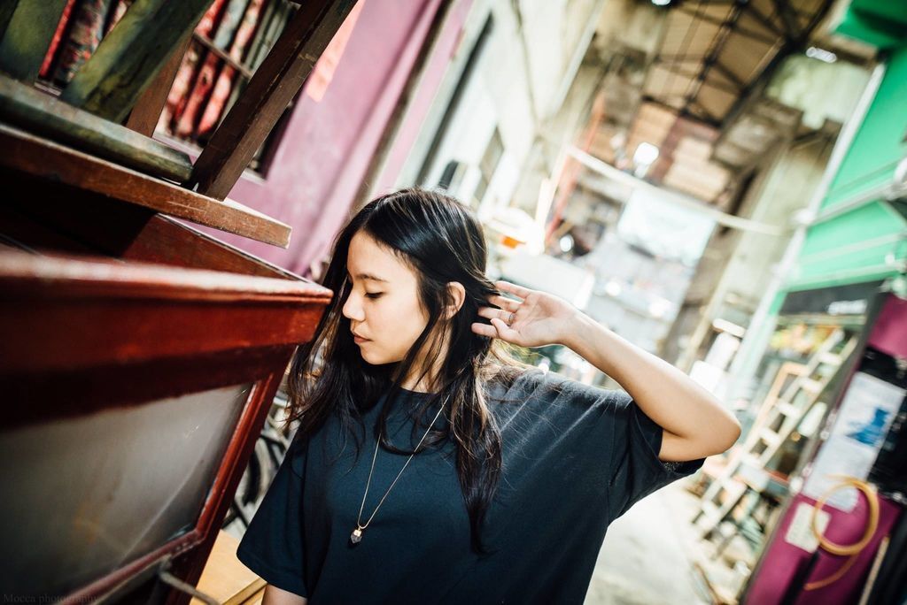 [人像攝影] 台中熱門拍照景點，台中特色景點-忠信市場 @博士生瘋狂日記