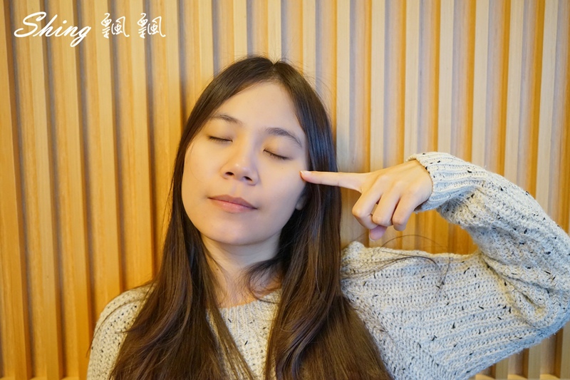 [美妝] BeautyMaker美肌修修專業無痕遮瑕刷-立馬變無暇嬰兒肌 @博士生瘋狂日記