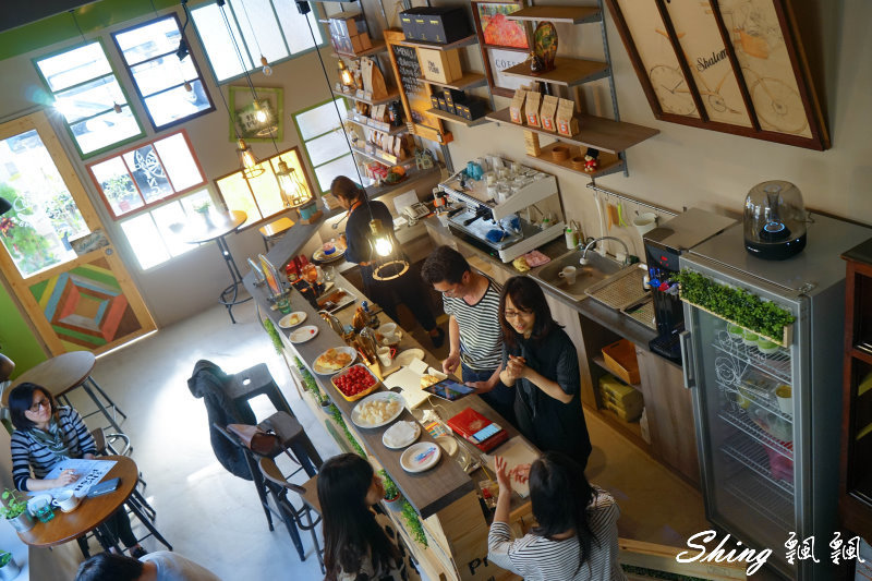 [台中] 推咖啡PUSH Cafe-台中北區咖啡館，設計師老闆娘的夢想咖啡館，每一處都好好拍！！ @博士生瘋狂日記