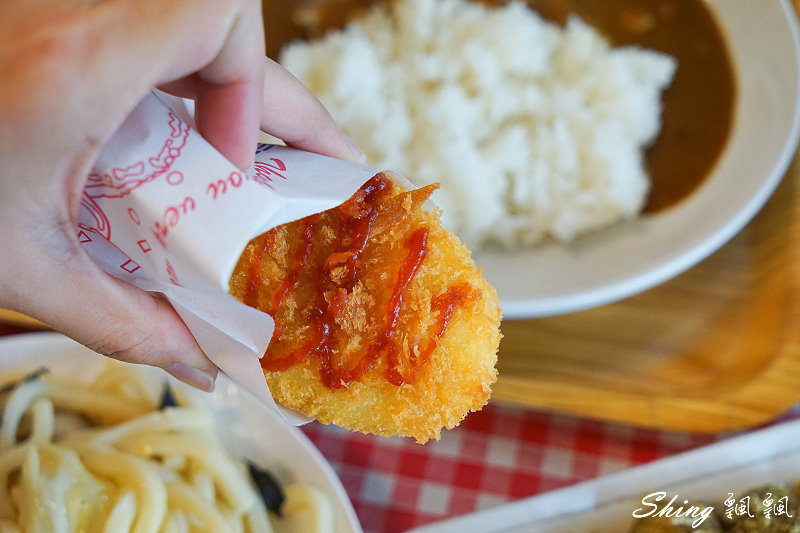 [台中] MICORO KITCHEN-向上市場隱藏日本北海道小點心，伊摩奇小丸子，現在還有道地日式咖哩飯！ @博士生瘋狂日記