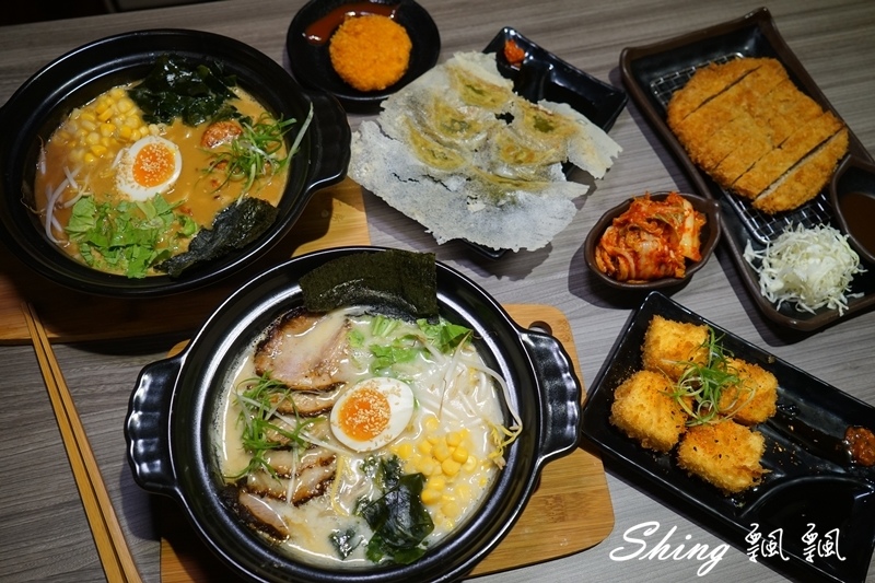 [台中] 信川屋博多豚骨拉麵-勤美巷弄美食，隱藏手作七彩拉麵新登場 ! 每天限量20碗，動作要快啊 ! @博士生瘋狂日記