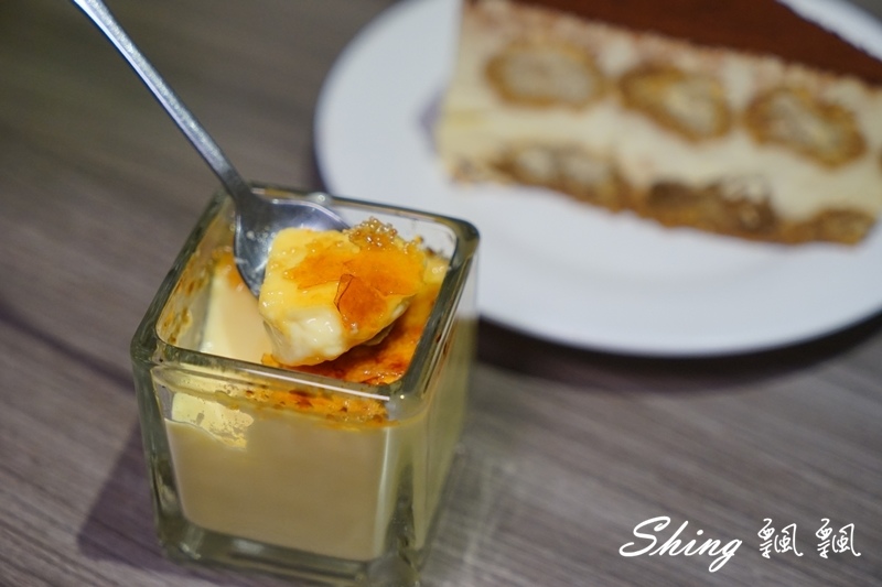 [台中] 信川屋博多豚骨拉麵-勤美巷弄美食，隱藏手作七彩拉麵新登場 ! 每天限量20碗，動作要快啊 ! @博士生瘋狂日記