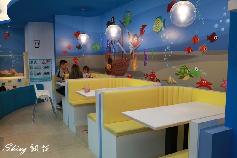 [台中] 台中親子餐廳-UMI親子廚房海洋館，逢甲周邊唯一兒童遊戲天堂，餐點也多樣化 @博士生瘋狂日記