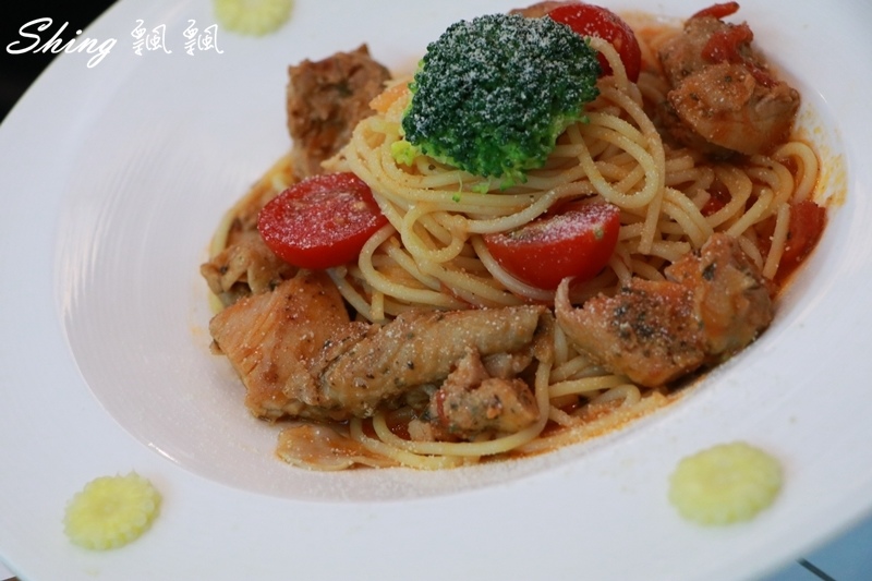 [台中] 台中親子餐廳-UMI親子廚房海洋館，逢甲周邊唯一兒童遊戲天堂，餐點也多樣化 @博士生瘋狂日記
