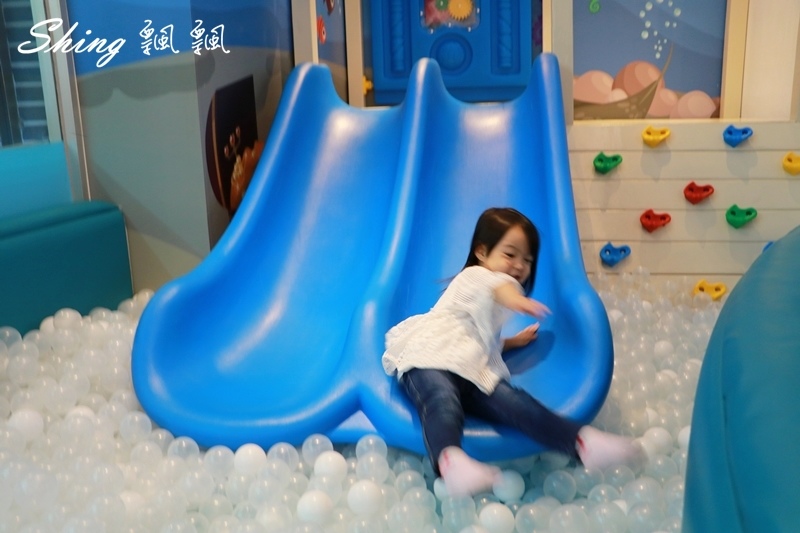 [台中] 台中親子餐廳-UMI親子廚房海洋館，逢甲周邊唯一兒童遊戲天堂，餐點也多樣化 @博士生瘋狂日記