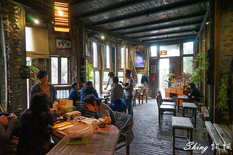 [台中] 13咖啡-台中南屯咖啡館，不需點餐的個性咖啡館，感受咖啡的純粹 @博士生瘋狂日記