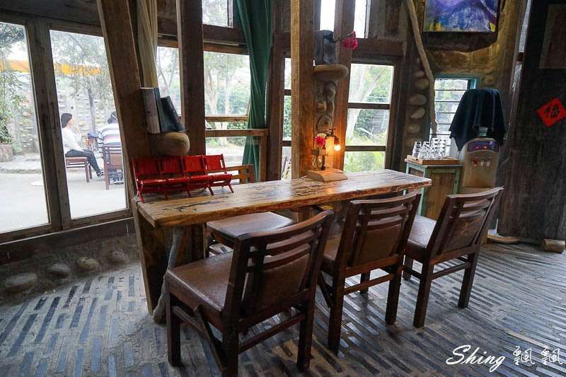 [台中] 13咖啡-台中南屯咖啡館，不需點餐的個性咖啡館，感受咖啡的純粹 @博士生瘋狂日記